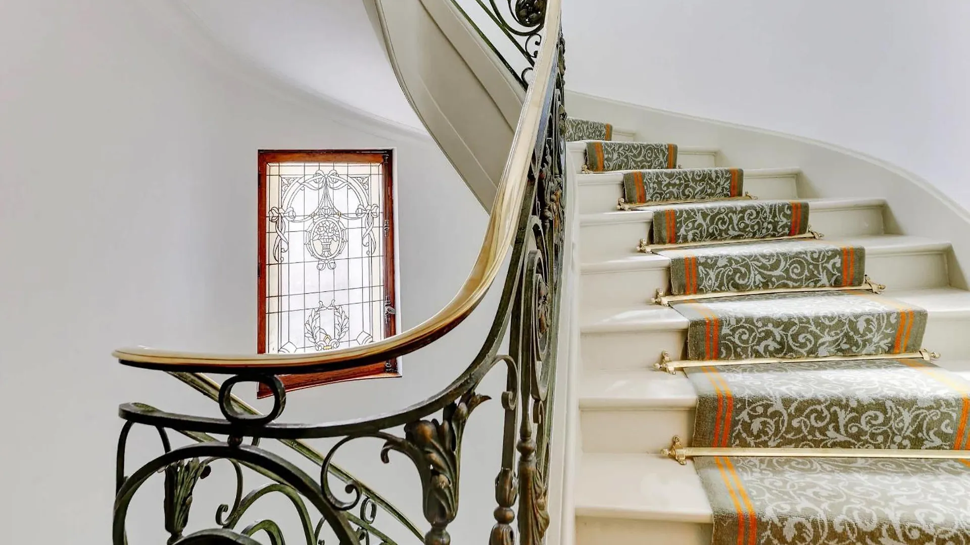 公寓 Appartement De Luxe Haussmannien Aux Champs-Elysees 巴黎 法国